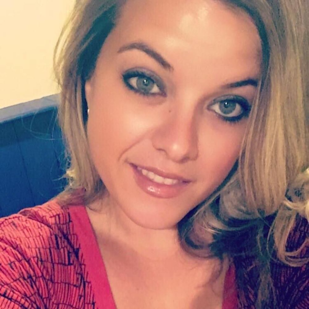 Meet your Posher, Courtney